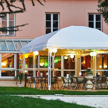 Logis Auberge Du Port 巴泽耶 外观 照片