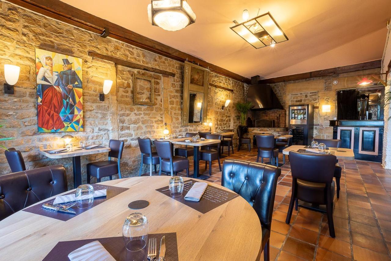 Logis Auberge Du Port 巴泽耶 外观 照片
