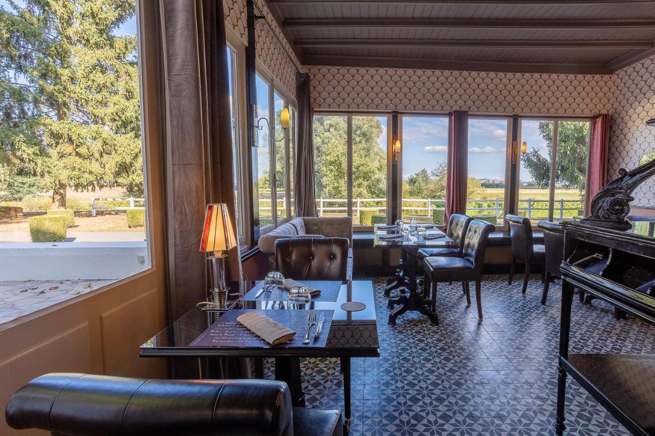 Logis Auberge Du Port 巴泽耶 外观 照片
