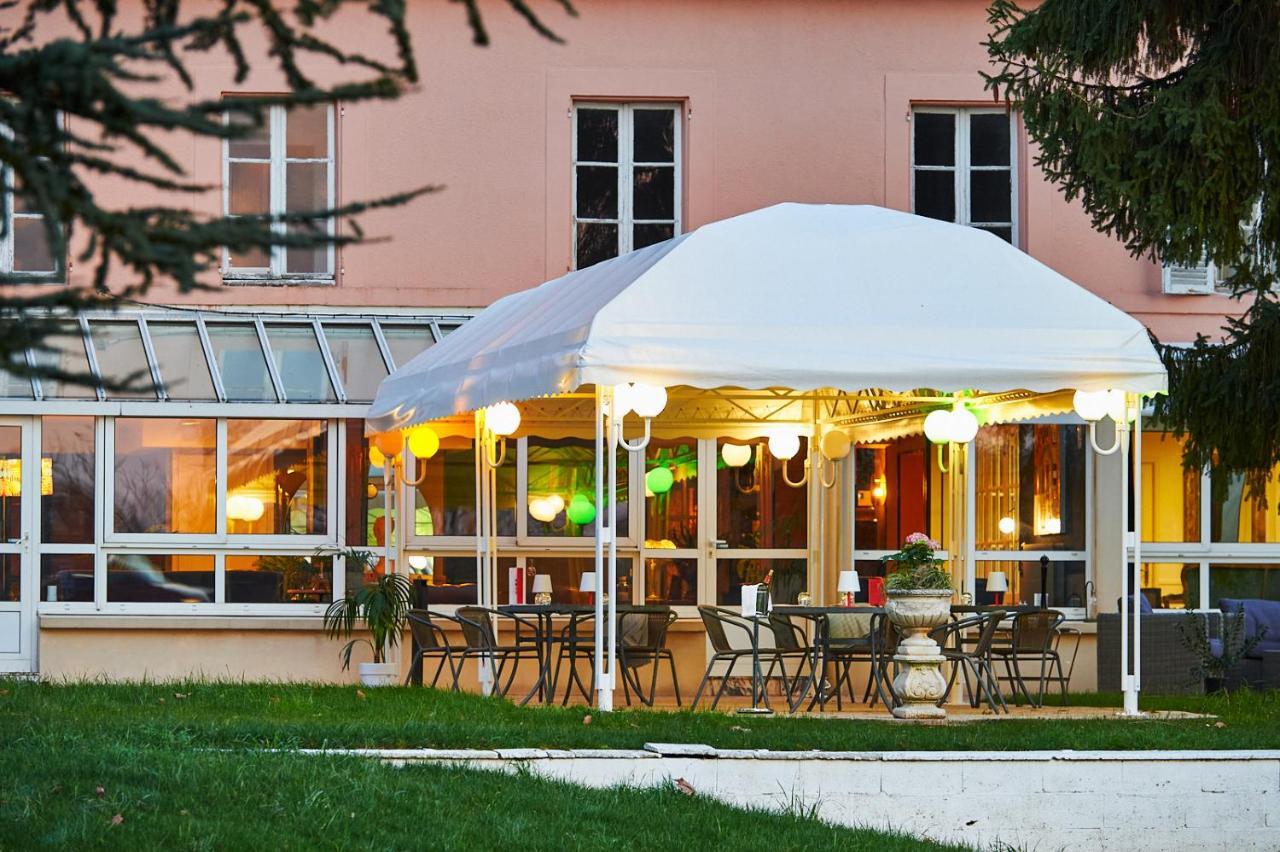 Logis Auberge Du Port 巴泽耶 外观 照片