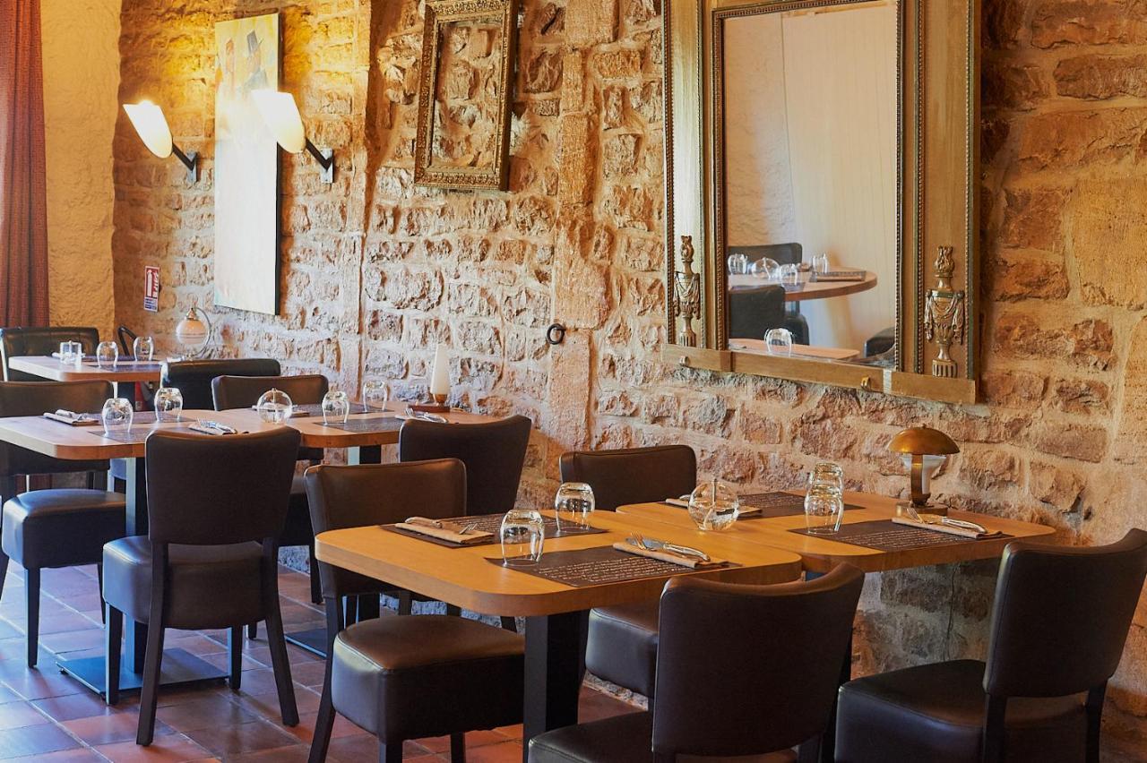 Logis Auberge Du Port 巴泽耶 外观 照片