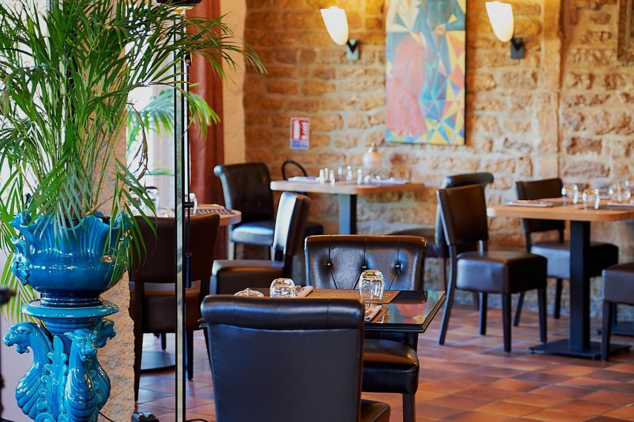 Logis Auberge Du Port 巴泽耶 外观 照片